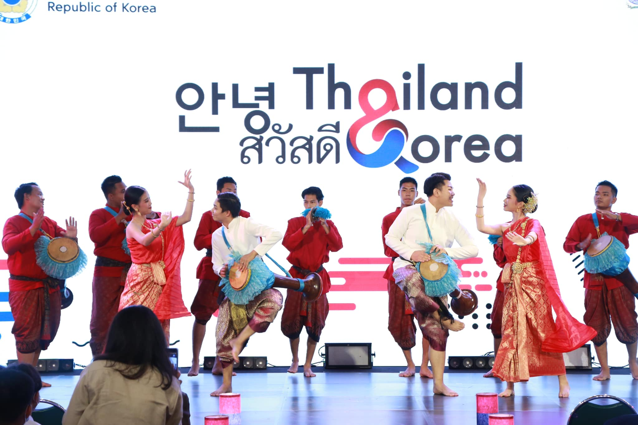 ▲ 태국 국립전통공연예술학교 '반딧파타나신' 공연단의 전통무용 공연